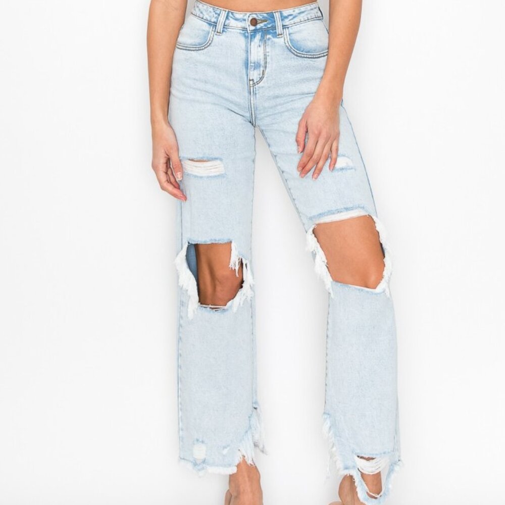 Never worn new Light Wash ENCORE Jeans